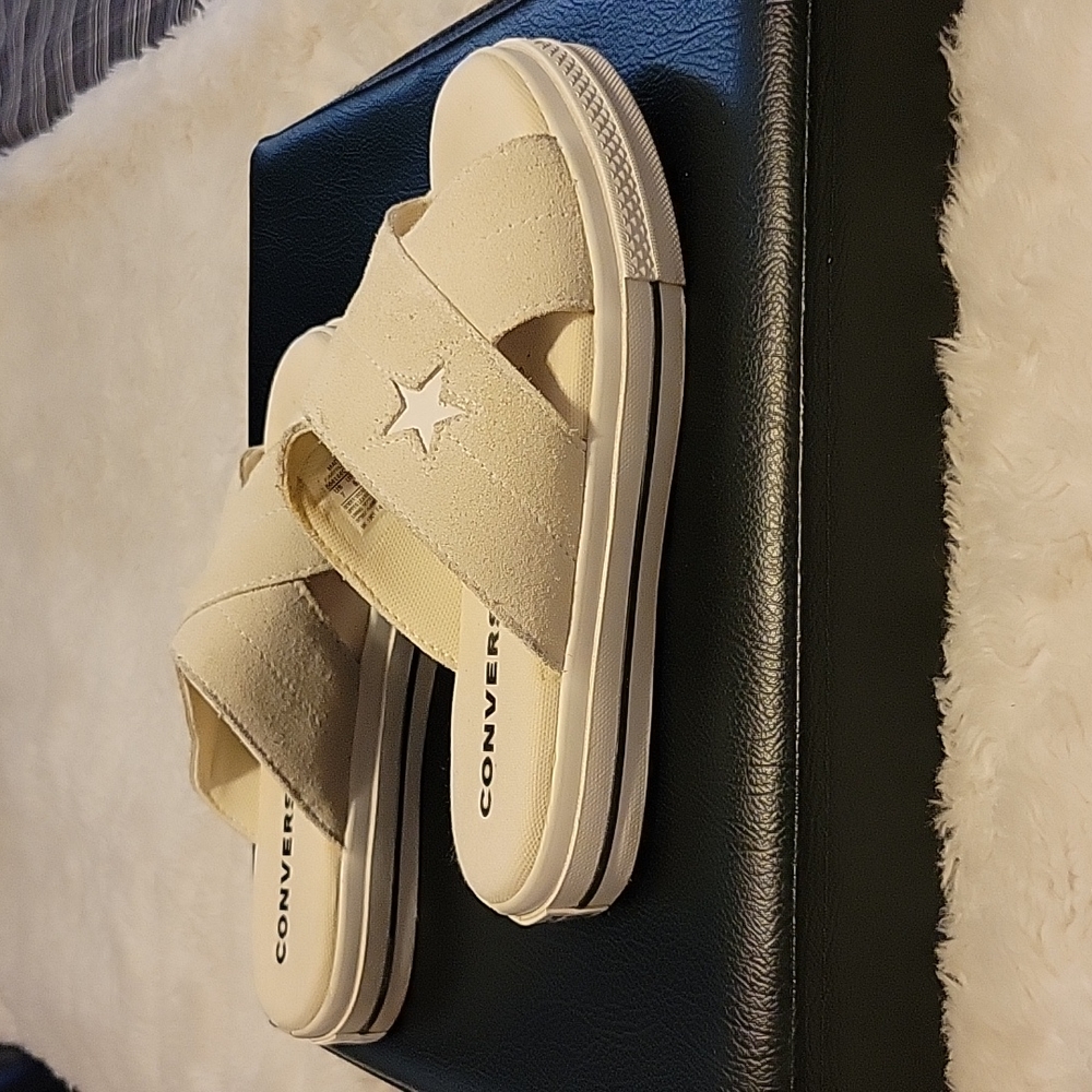 Converse One Star platform slides